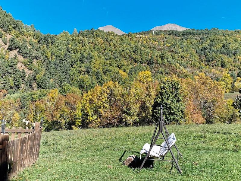 Foto 777f1073-e3e8-49ac-a374-dadce5c6f858. Casa amb xemeneia calefacció aparcament a Benasque