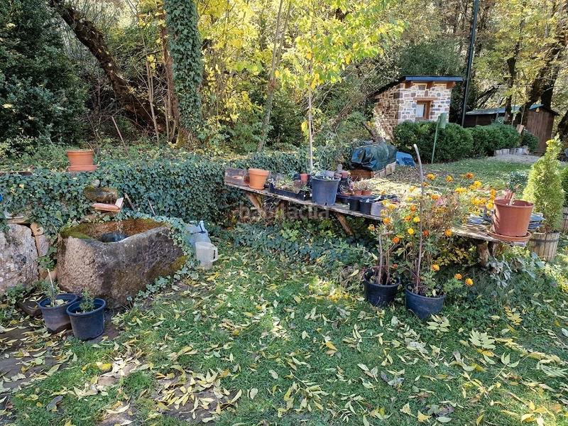 Foto c2245891-1cc6-40f3-be0b-f15b999242ee. Casa amb xemeneia calefacció aparcament a Benasque