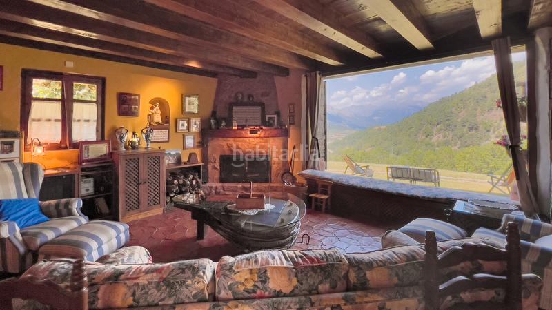 Foto c5fa1d3a-2f25-471e-8586-5bc54c66b7ef. Casa amb xemeneia calefacció aparcament a Benasque