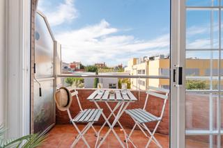 Àtic  Carrer biscaia. Ático de dos dormitorios con balcón y parking en torresana