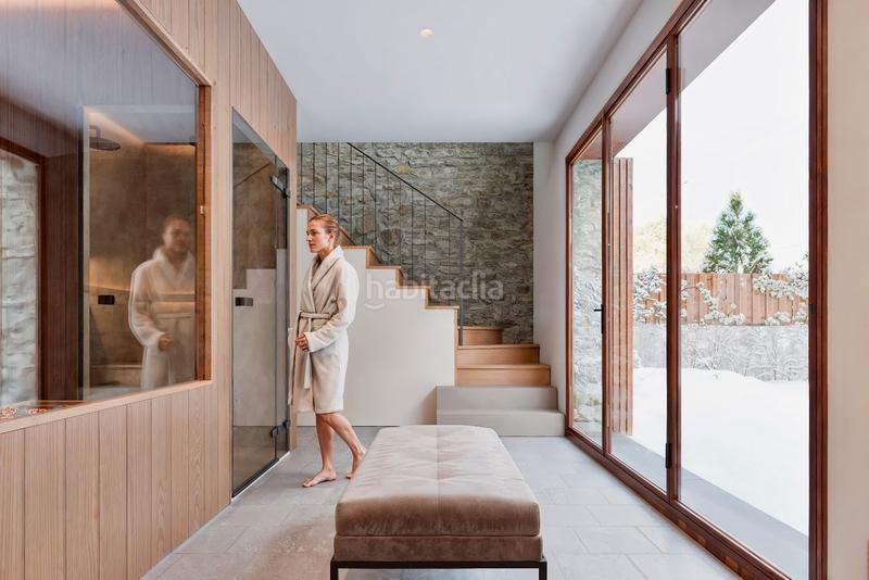 Foto 573e2812-c357-42df-a280-58ba5d1bdc1b. Casa adossada a calle general ferraz 18 a Benasque