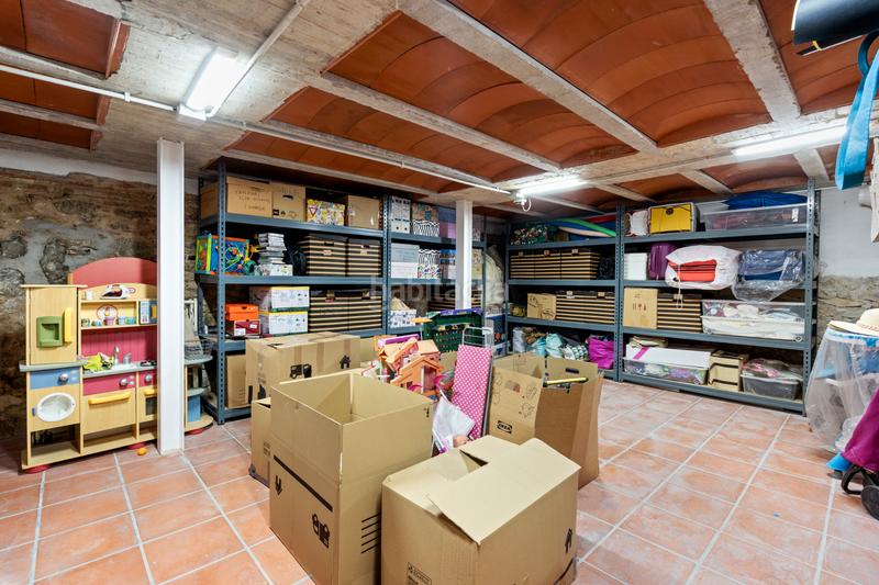 Foto 362a9dae-90a1-46f4-8cdb-923f01389b5c. Casa adossada amb calefacció aparcament a Progrés - Pep Ventura Badalona