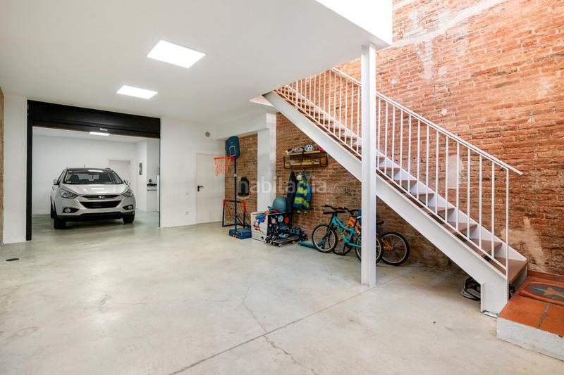 Foto c62d0f54-c8d4-4854-998e-3bd701c228ae. Casa adossada amb calefacció aparcament a Progrés - Pep Ventura Badalona