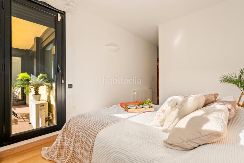 Foto 6ffbab71-ff19-41ca-aa38-768837780526. Zweistöckige wohnung in carrer de joan abelló i bufí 4 in Terrassa