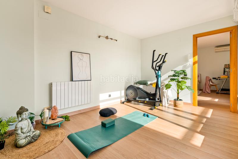 Foto dea22fb9-53c5-487e-84cb-b668d3c21d9e. Zweistöckige wohnung in carrer de joan abelló i bufí 4 in Terrassa