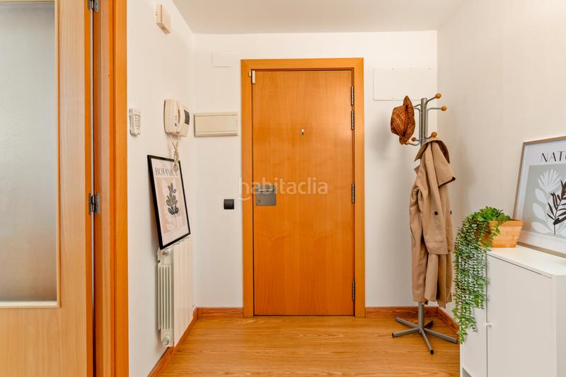 Foto eebdc1fb-847c-4ea3-8bdc-b1792e9ec345. Zweistöckige wohnung in carrer de joan abelló i bufí 4 in Terrassa