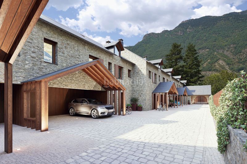 Foto 4740ddab-a7fb-4514-b847-1cafa5cba4f0. Casa adossada a calle general ferraz 18 a Benasque