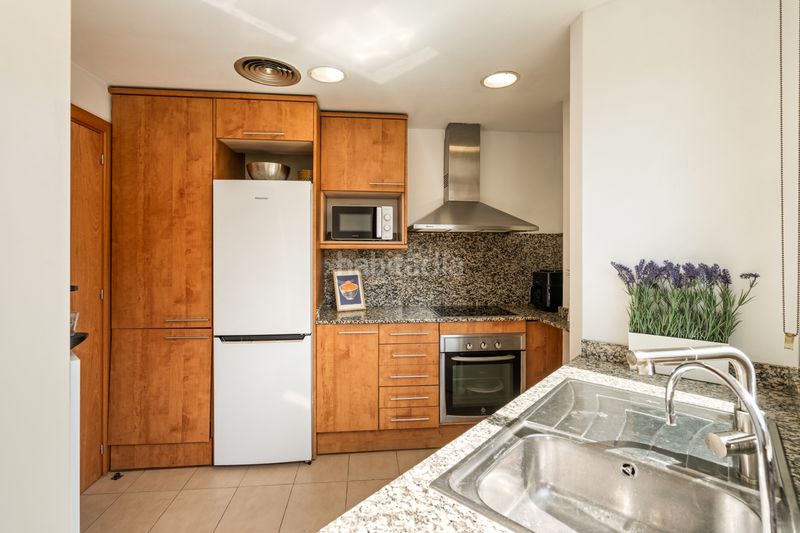 Foto 1d733187-53fe-449d-a5ec-472d609b05f3. Pis amb calefacció piscina a Torre - Sana Terrassa