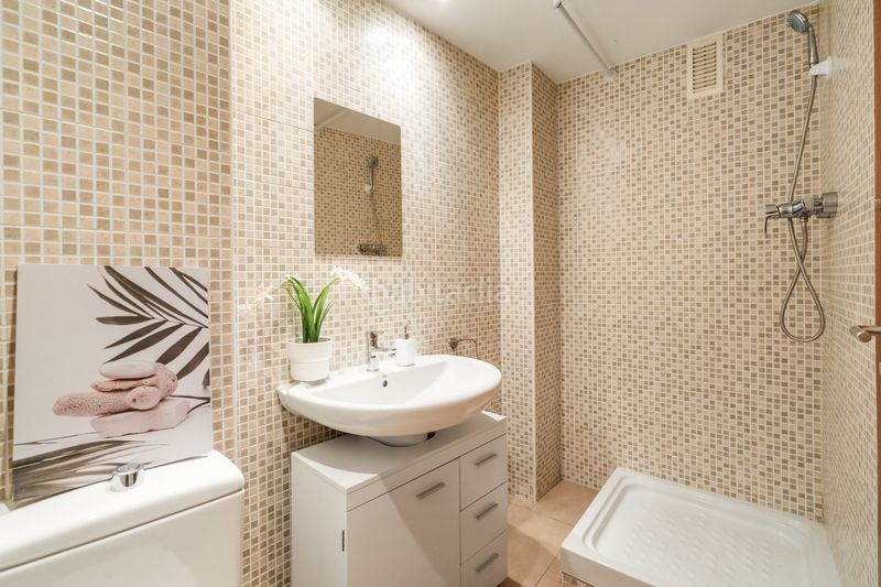 Foto d4ac9c37-eb14-4c66-afe0-688e5869f95b. Pis amb calefacció piscina a Torre - Sana Terrassa