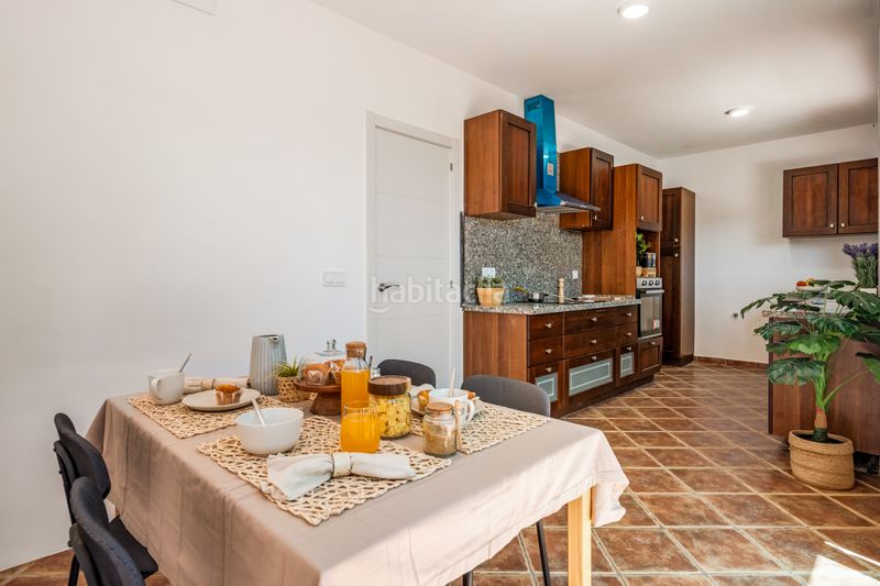 Foto dd0251f4-f066-4685-9e62-89eb04f2b3d9. Xalet amb xemeneia calefacció aparcament a Lloret Blau - La Creu de Lloret Lloret de Mar
