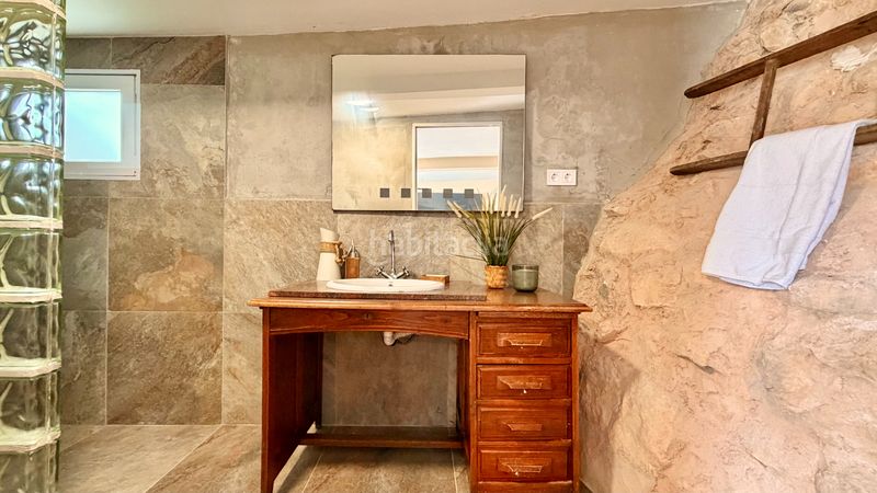 Foto 12819c45-5c78-4adb-b87e-03c8a7f3ad5c. Casa amb xemeneia calefacció aparcament a Pont d´Armentera (El)