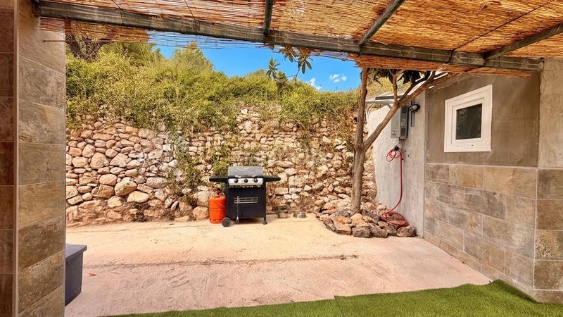 Foto 664a0183-6958-4678-9246-cd082a0c51aa. Casa amb xemeneia calefacció aparcament a Pont d´Armentera (El)