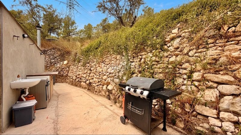 Foto a5e46d4d-f089-4c0d-9862-bdbb7f4f0ad4. Casa amb xemeneia calefacció aparcament a Pont d´Armentera (El)