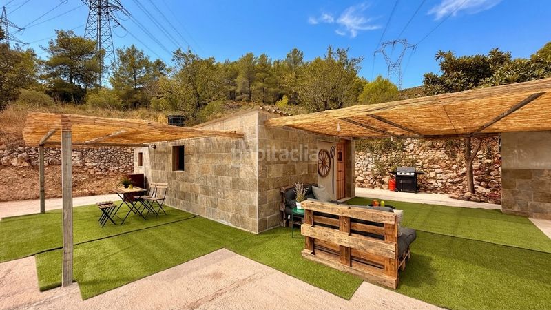 Foto f5c947ed-0db2-4abd-a192-703bb34b3aff. Casa amb xemeneia calefacció aparcament a Pont d´Armentera (El)