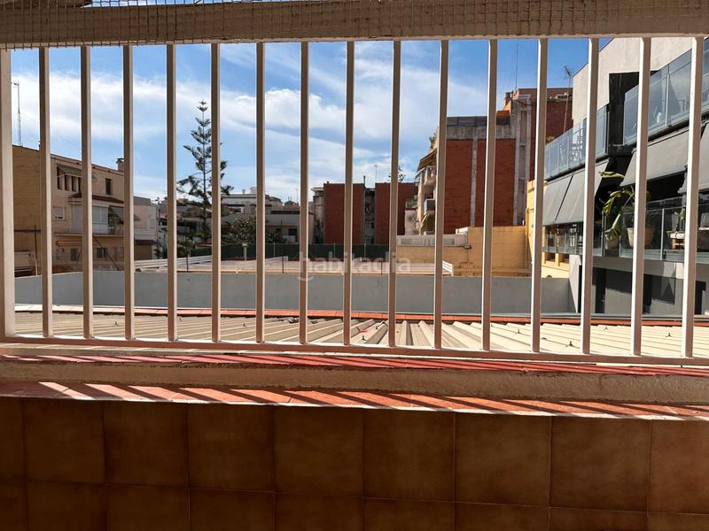 Foto 0fac783a-59e8-4f10-8feb-b9487700b9df. Piso  soleado, amplio con patio en el barri Centre de l'hospitalet en Hospitalet de Llobregat (L´)