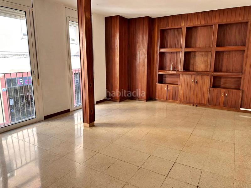 Foto e246763d-5de6-4023-b435-cb1ae9a93d31. Piso  soleado, amplio con patio en el barri Centre de l'hospitalet en Hospitalet de Llobregat (L´)