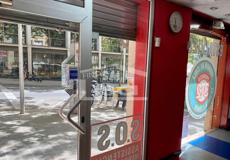 Foto 77724483-a658-40dd-905b-3dfbb17d2e95. Local comercial a Baix Guinardó Barcelona