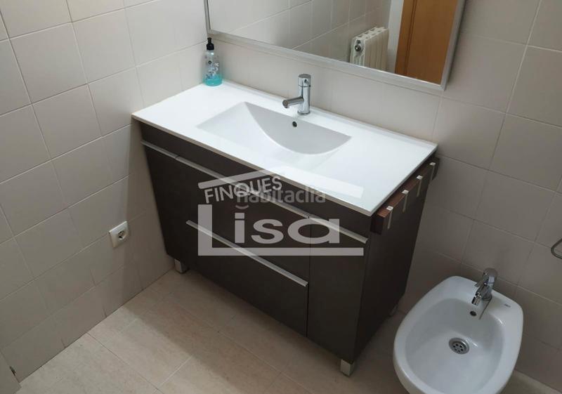 Foto f6ec4fda-3af7-4e04-91b3-2a4b6c856670. Piso ¡¡espacio, confort y mar: todo !! en Gorg Badalona