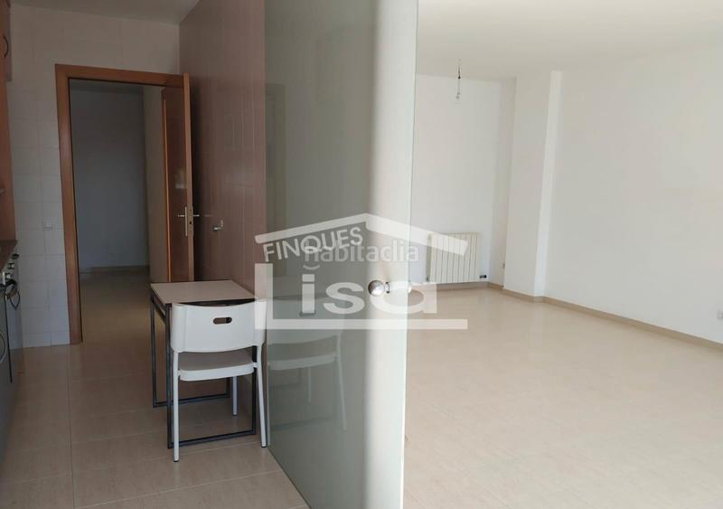 Foto f895442c-ec6f-4fea-b52a-64ca1bc706c1. Piso ¡¡espacio, confort y mar: todo !! en Gorg Badalona