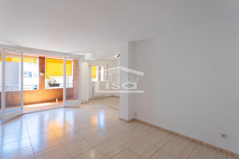 Foto 387d90e9-9ad3-43a2-b9f4-c6d92ae6504d. Appartamento con riscaldamento parcheggio in Sant Joan-TV3 Sant Joan Despí