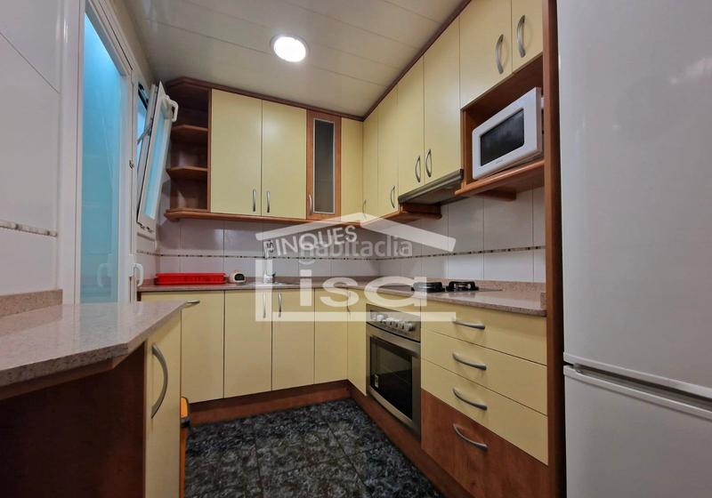 Foto 297a5f17-b6d6-4afe-8c25-a1713bdb07a0. Piso ¡¡junto al ajuntament dEl Clot!! en El Clot Barcelona