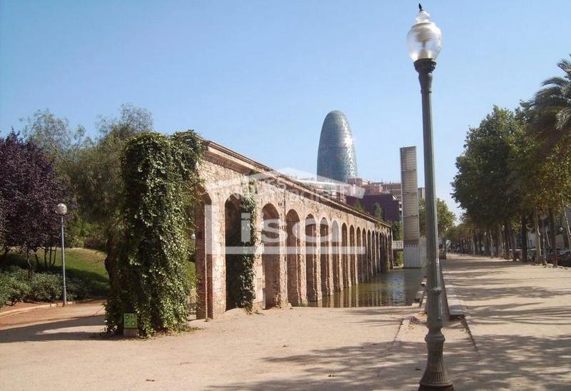 Foto ddc08257-9004-425d-9e02-c2b342098244. Piso ¡¡junto al ajuntament dEl Clot!! en El Clot Barcelona