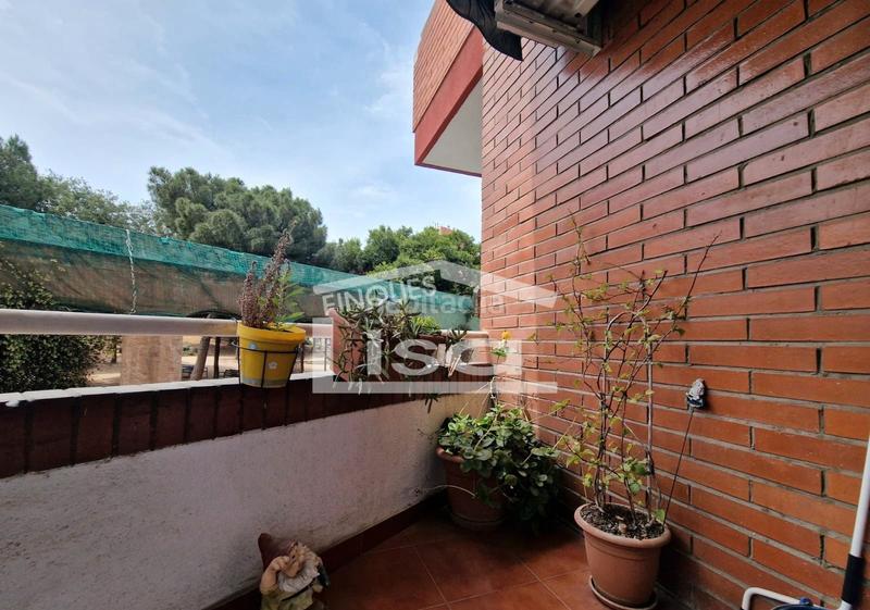 Foto f38464ba-2973-4f8b-83f6-631cb0e2b834. Piso ¡¡junto al ajuntament dEl Clot!! en El Clot Barcelona