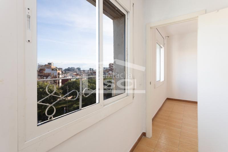 Foto a598ca63-0d96-4148-8be0-38c4817ac8e9. Appartamento in Sants Barcelona