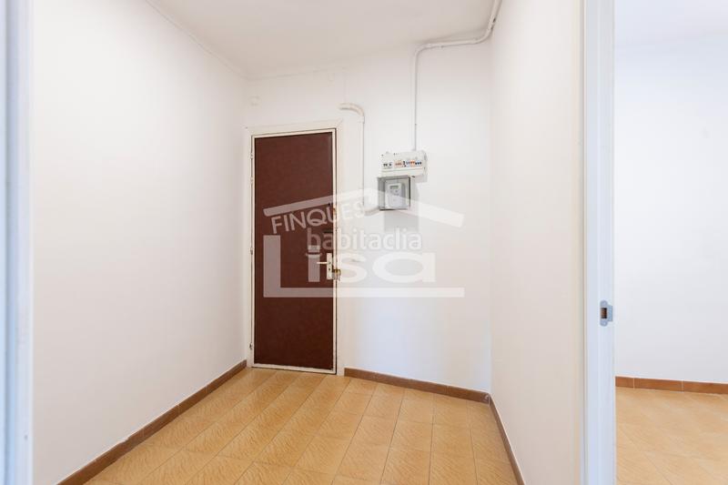 Foto b08f1256-c795-413c-8f70-e77624145236. Appartamento in Sants Barcelona