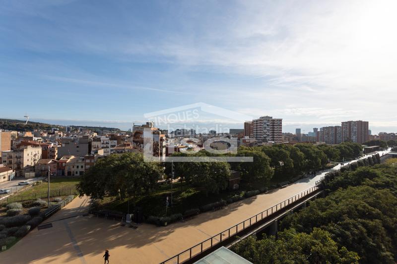 Foto b2f2222b-6cf4-414f-9c7e-e25d55a166c6. Appartamento in Sants Barcelona