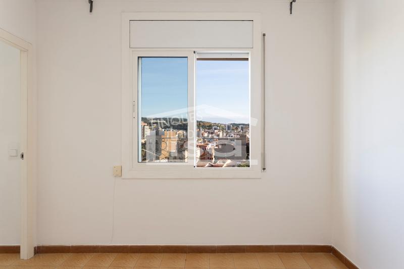 Foto fdb1db82-1ffe-4722-8400-c7cbc9f45980. Appartamento in Sants Barcelona