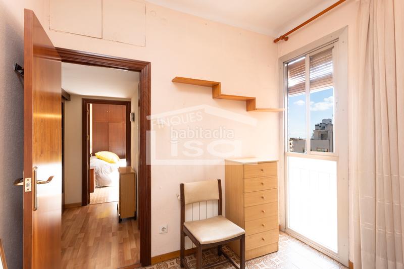 Foto 362d03e4-0435-4921-96bc-6c10c515f728. Etagenwohnung mit heizung in Baix Guinardó Barcelona