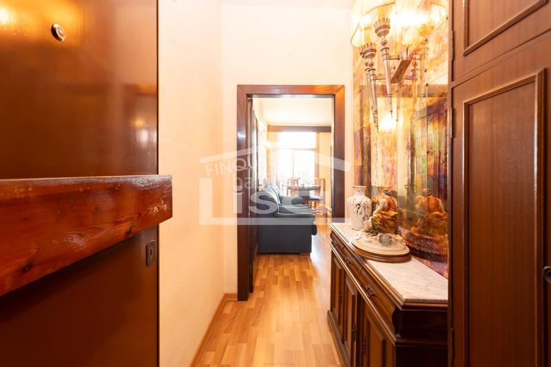 Foto e004478b-b550-42ac-816f-fbe2b991a2f5. Etagenwohnung mit heizung in Baix Guinardó Barcelona