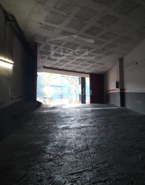 Foto aa0083cf-1a57-43b4-ae3d-b3f0bece4ef7. Alquiler parking coche se alquila parking en sardenya con llull en Barcelona