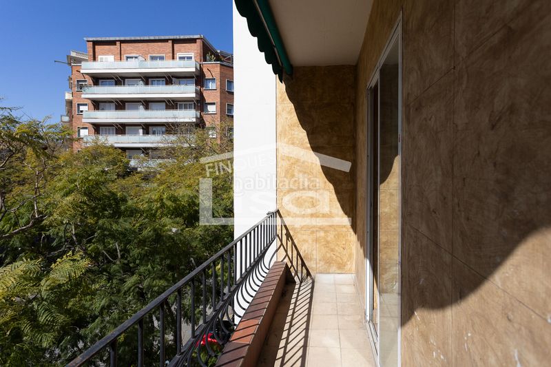 Foto ea3ddefd-7c0b-4d73-862d-2c730515e1cc. Pis amb calefacció aparcament a Fort Pienc Barcelona