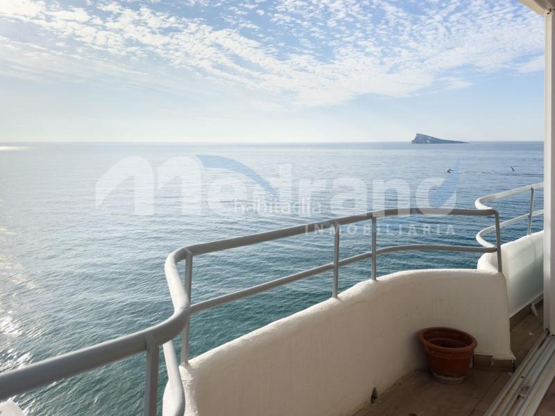 Foto 8deb1d35-5f5f-41a5-9b5b-eabd2d9581b5. Piso  1 linea de playa de levante en Playa Levante Benidorm