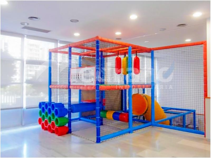 Foto 0080ce6b-72b5-4758-b9e0-bd5444dd89c4. Flat with heating parking pool in Mirador de la Cala-Benimar Vila Joiosa (la)