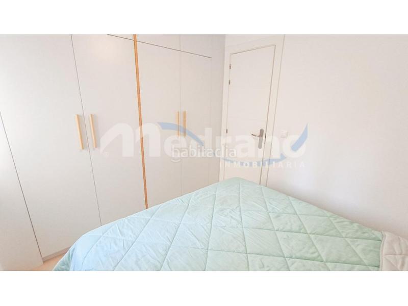 Foto f6c6ecf6-ceca-47ce-b1f5-25c76b599070. Pis amb aparcament a Playa Poniente Benidorm