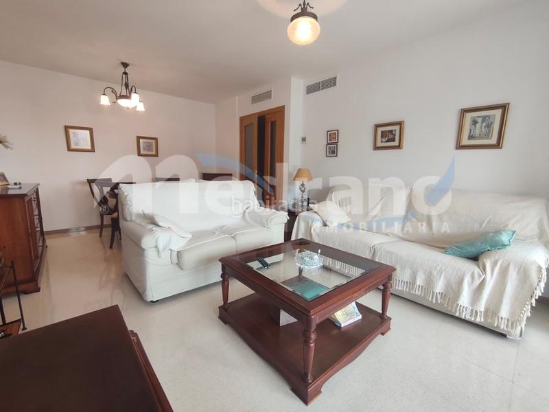 Foto ae680b21-dc3a-4e0f-87c0-9b8f9dfe4b64. Piso  de 2 dormitorios en playa de poniente, en Benidorm