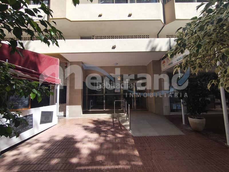 Foto 1df0f150-cc8e-4da3-b256-1a8a5f925f40. Autoparkplatz in Rincón Bajo Benidorm