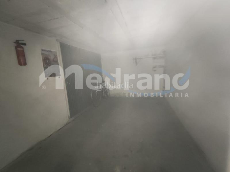 Foto 464fa007-2d45-4998-8bed-7b3e3bcbe379. Autoparkplatz in Rincón Bajo Benidorm