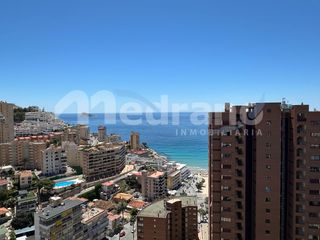 Pis  Calle terral. Se vende apartamento en 2º linea de la cala de villajoyosa