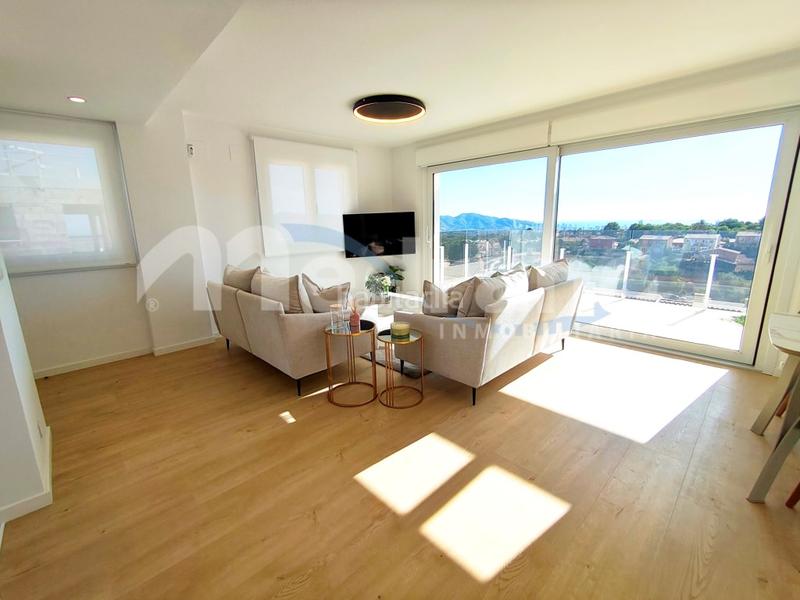 Foto 5f330195-23a6-4a6b-9605-519b270b5b3d. Casa amb aparcament a Montebello - Nou Espai Nucia (la)