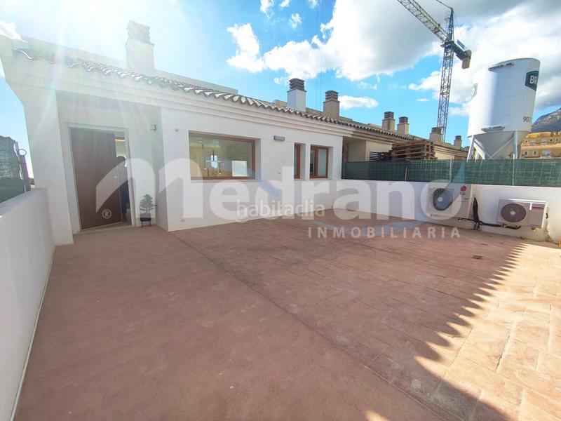 Foto a8efca9d-1728-4e8a-aecc-8588bd64492b. Casa amb aparcament a Montebello - Nou Espai Nucia (la)