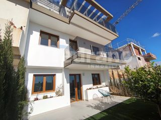 Casa  Calle serra gelada. Villas pareadas de obra nueva con vistas al mediterráneo en la n