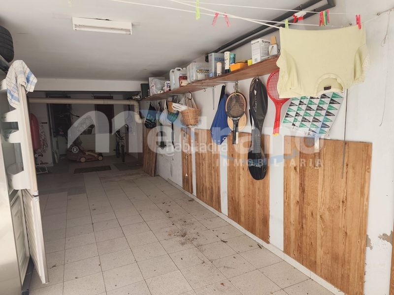 Foto 50495642-823b-4a09-b54e-fe252547c721. Xalet amb aparcament piscina a Urbanizaciones Benidorm