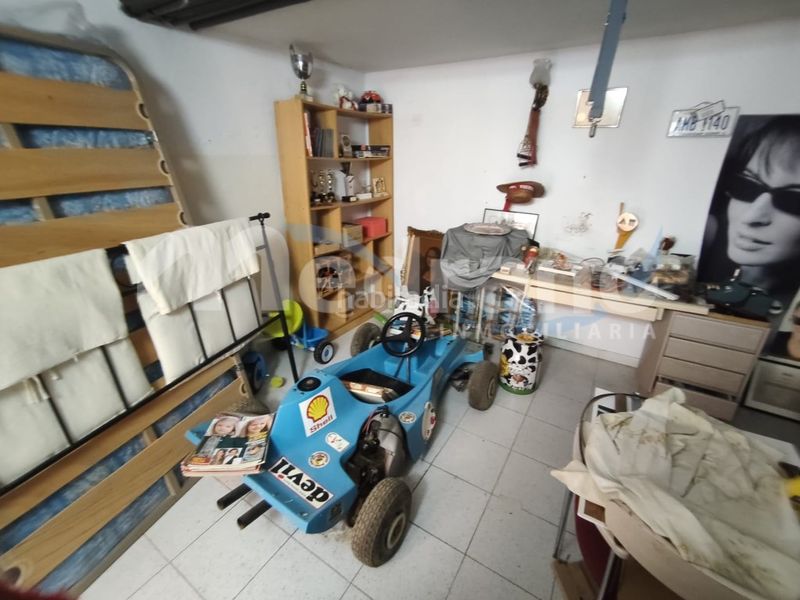 Foto 62f8fb30-d754-47fa-98dc-fa4e13de37f2. Xalet amb aparcament piscina a Urbanizaciones Benidorm