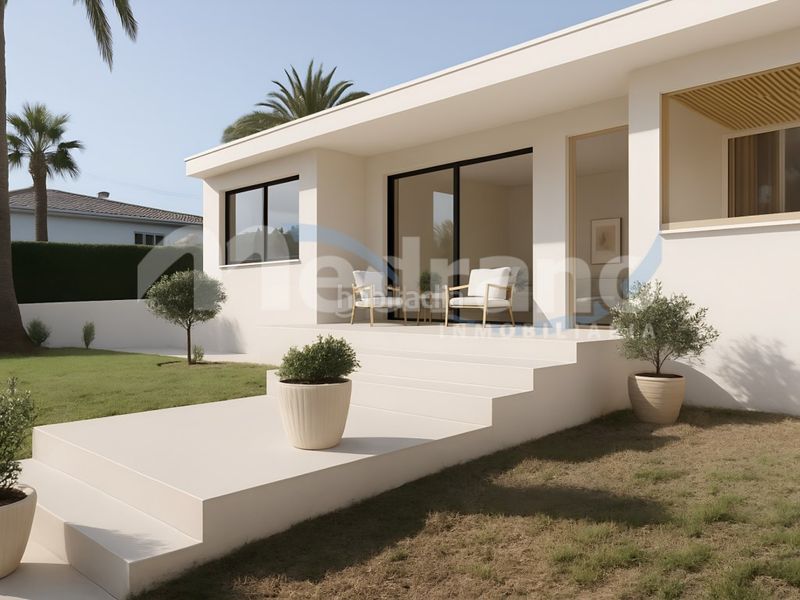 Foto 80993ff0-6f8c-4b0f-9684-a7c609e67ff0. Xalet amb aparcament piscina a Urbanizaciones Benidorm