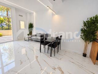 Etagenwohnung  Avenida venezuela. Piso en venta 2 dormitorios en la playa de poniente, benidorm