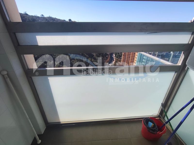 Foto 54a99fe2-816f-4e33-ab62-a9971fed0179. Pis amb calefacció aparcament piscina a Rincón Alto Benidorm